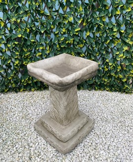Egton Birdbath in Stone