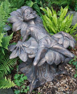 Pixie Sleeping Garden Ornament – Aged Verde