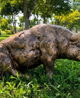Sitting Pig Garden Ornament in Bronze