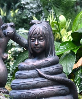 Jungle Book Small Mowgli and Kaa Garden Ornament – Aged Verde